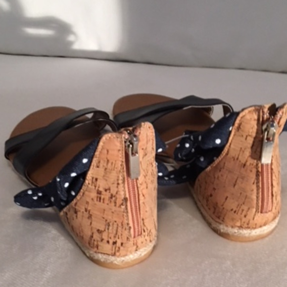 Ladies Ankle Wrap Sandal - Picture 2 of 3